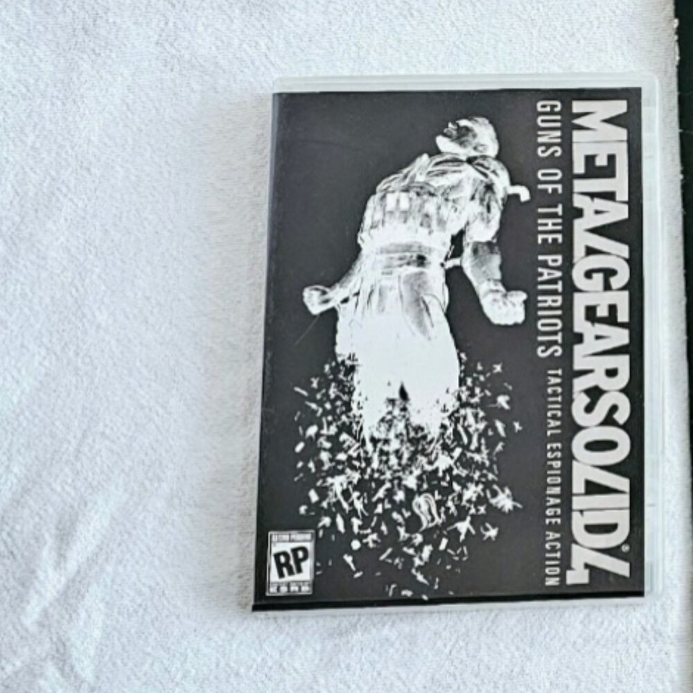 Metal Gear Solid 4 Volume 2 Konami DVD Guns of the Patriots Saga Tactical Action